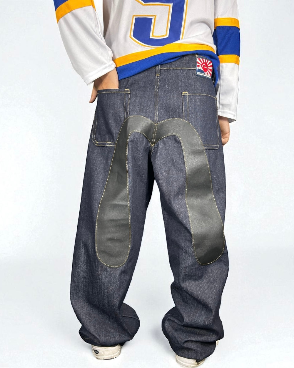 Jeans Reworked Evisu Denim Baggy con Gabbiano in Pelle Nera