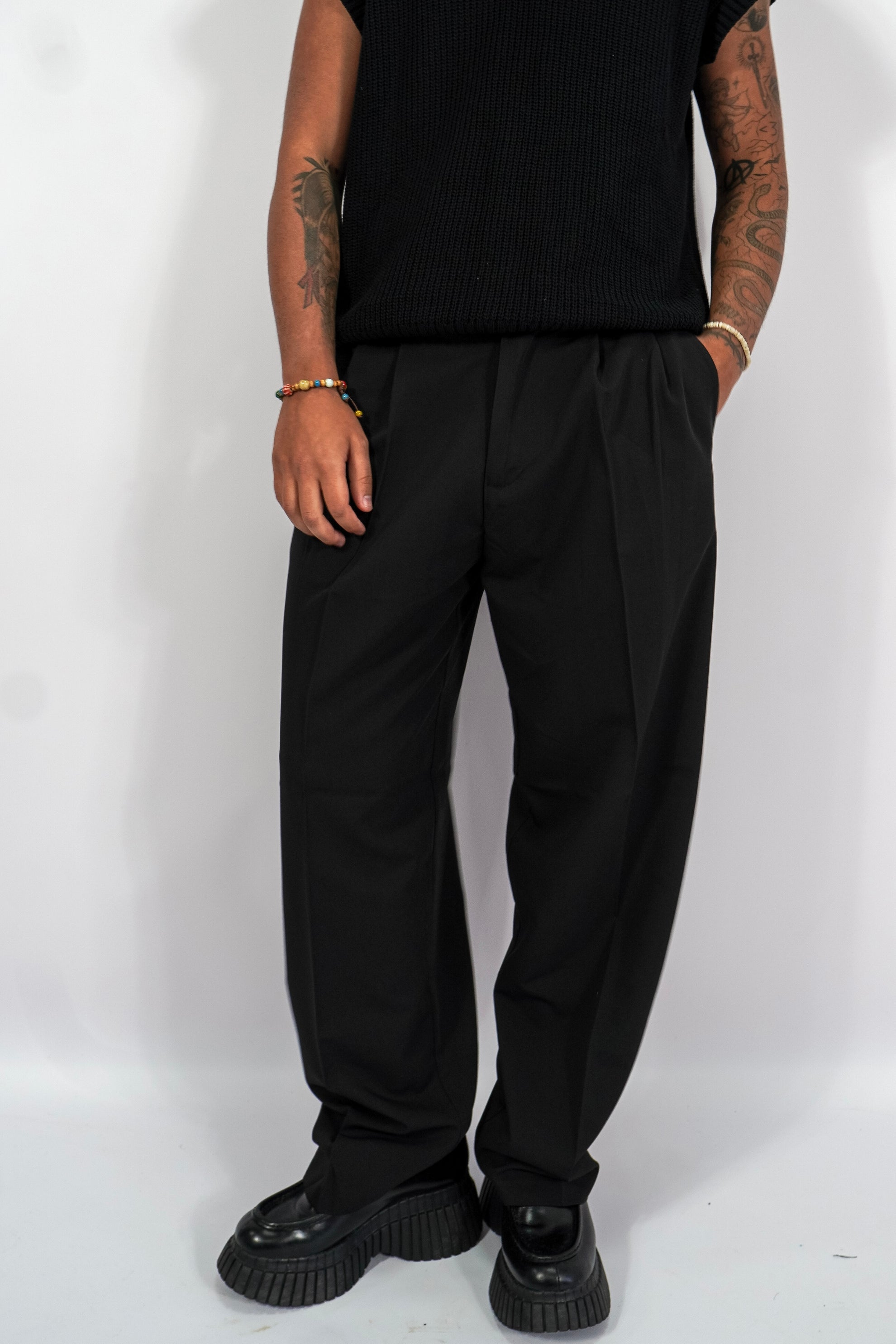Pantalone Issei