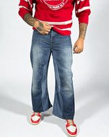 Reworked Jeans Levis "Raw Legend"