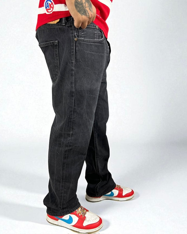 Levi’s 501-black edition