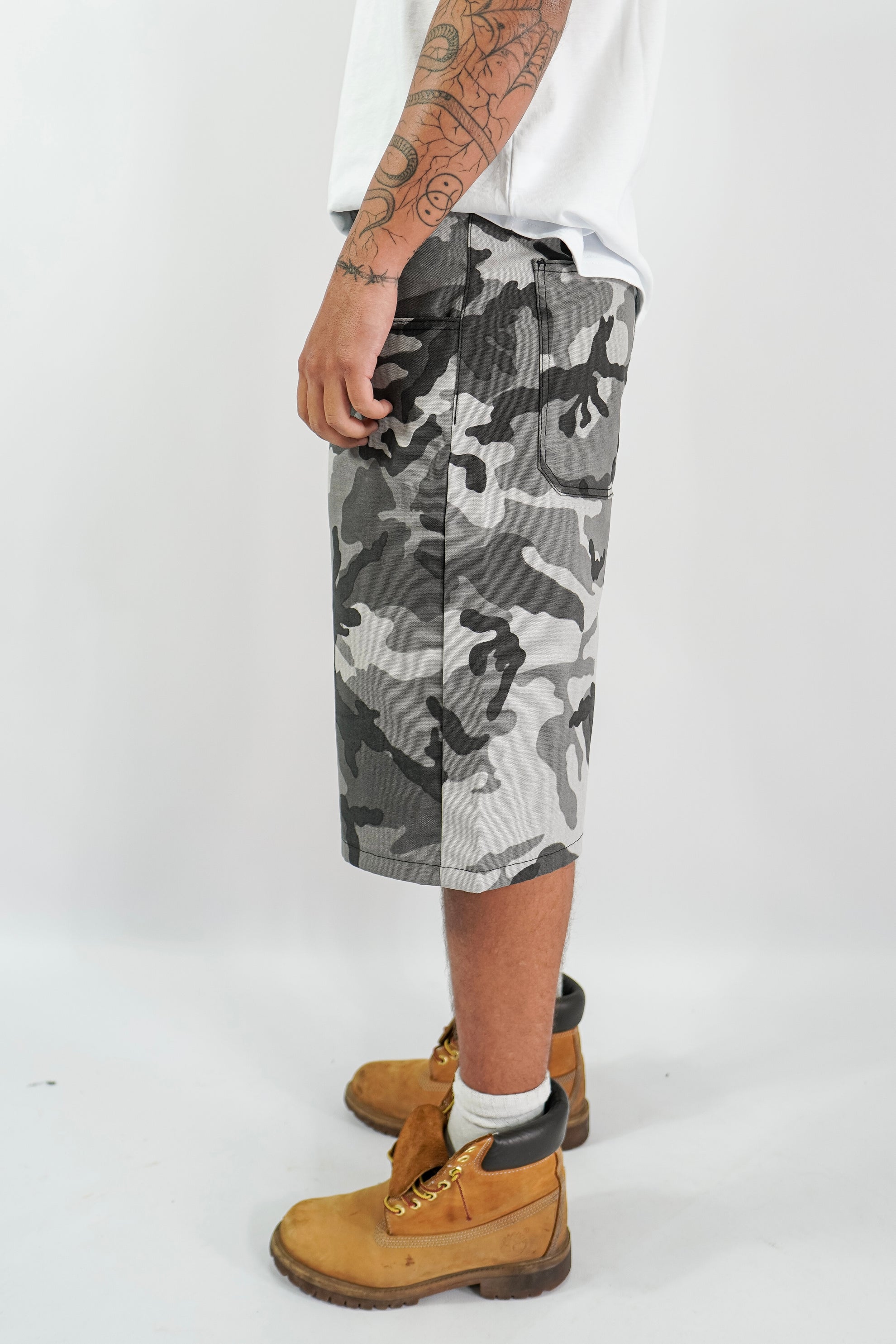 Bermuda Camouflage Gray