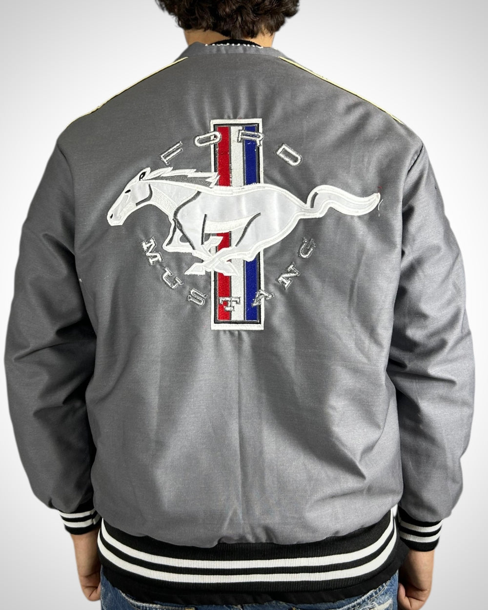 Giacca Ford Mustang “The Legend Lives” vintage grigia