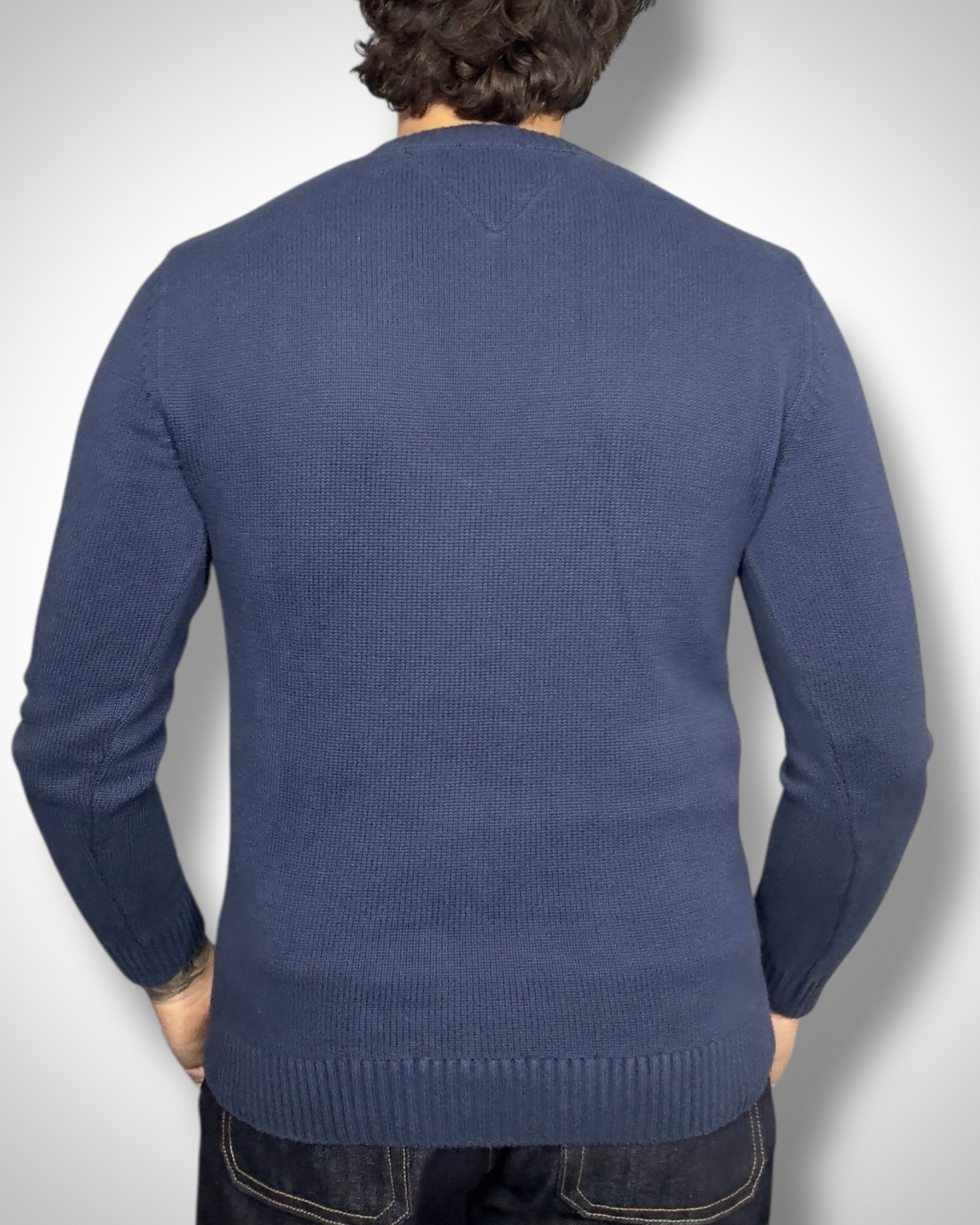 Maglione Vintage Tommy Hilfiger Navy – Bold Red Logo Knit