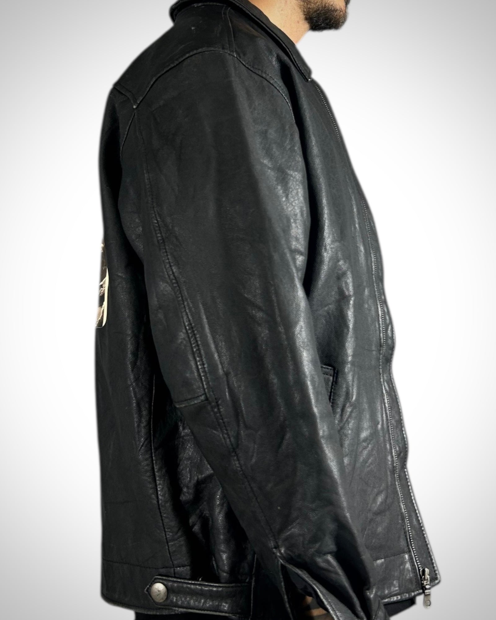 Giubbotto in vera pelle nera vissuto - vintage con stampa posteriore Angelo