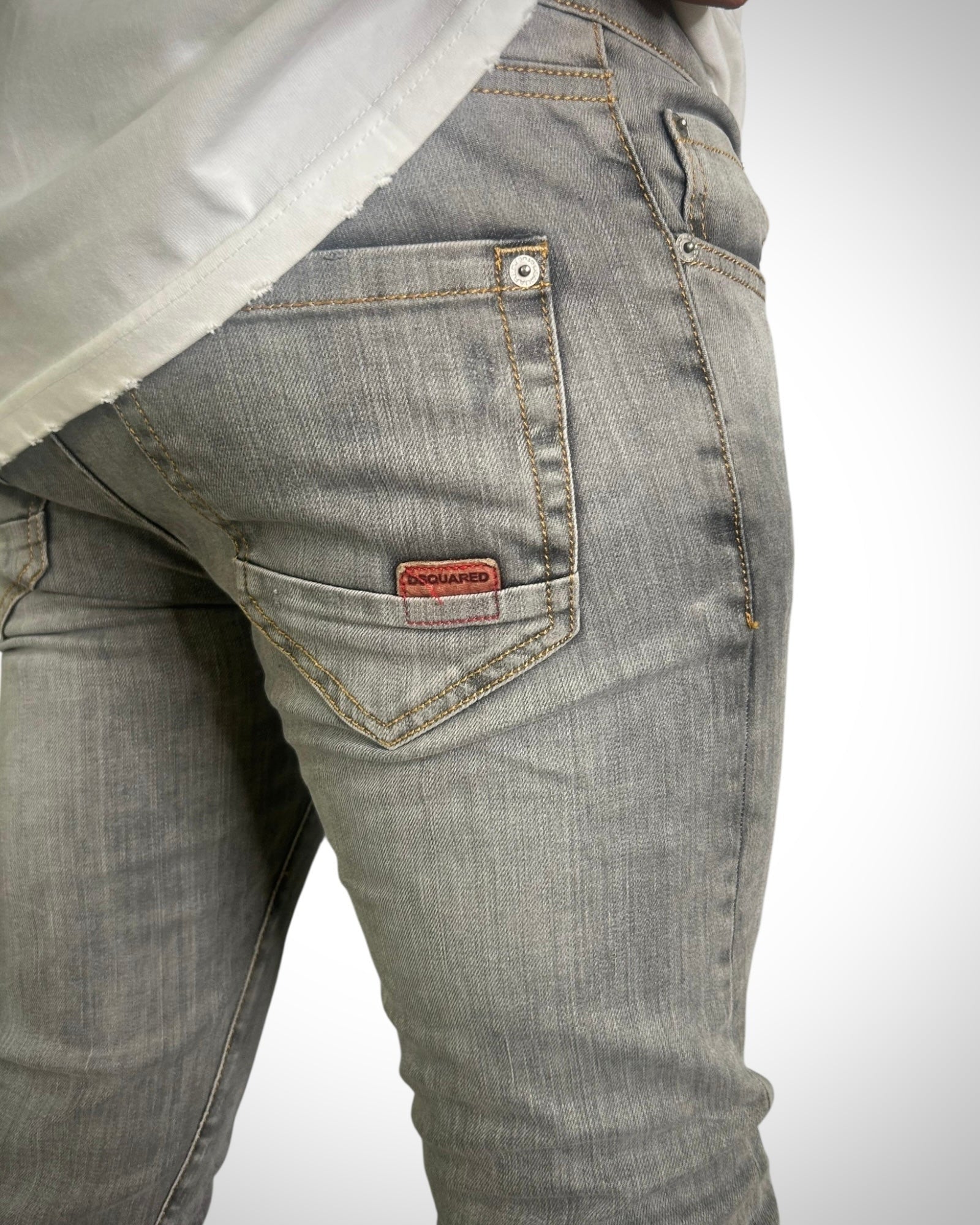 Jeans DSQUARED Destroyed -
Grigio Chiaro