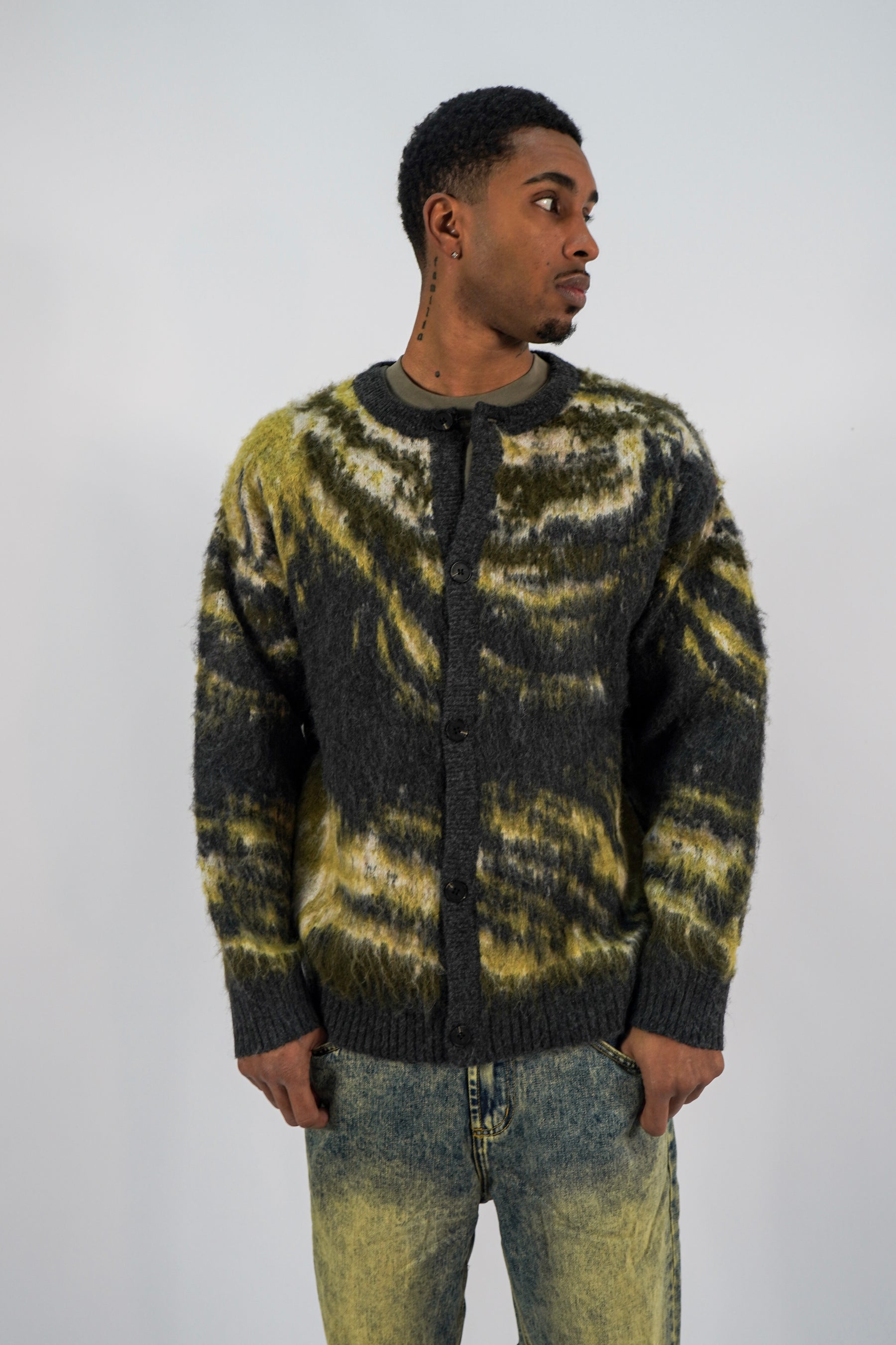 Cardigan Moss Static