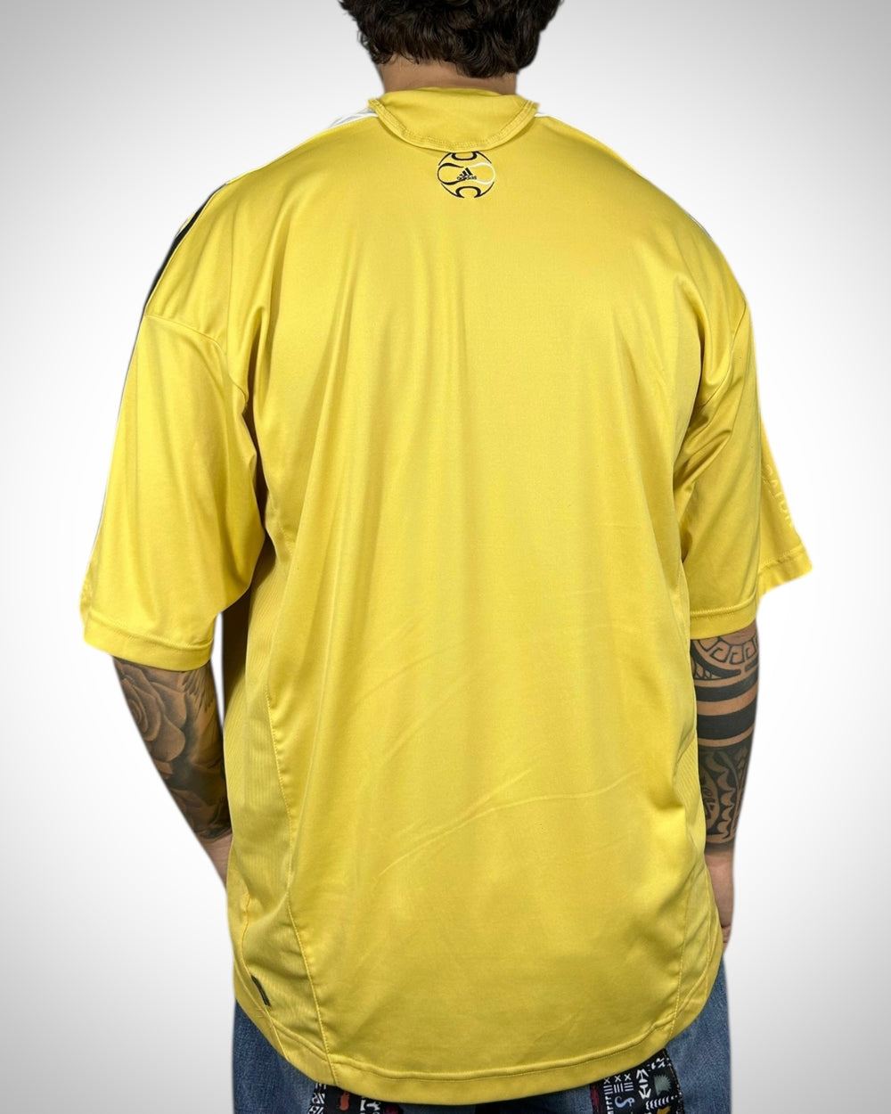 Maglia Adidas vintage gialla dettagli bianchi 2000s