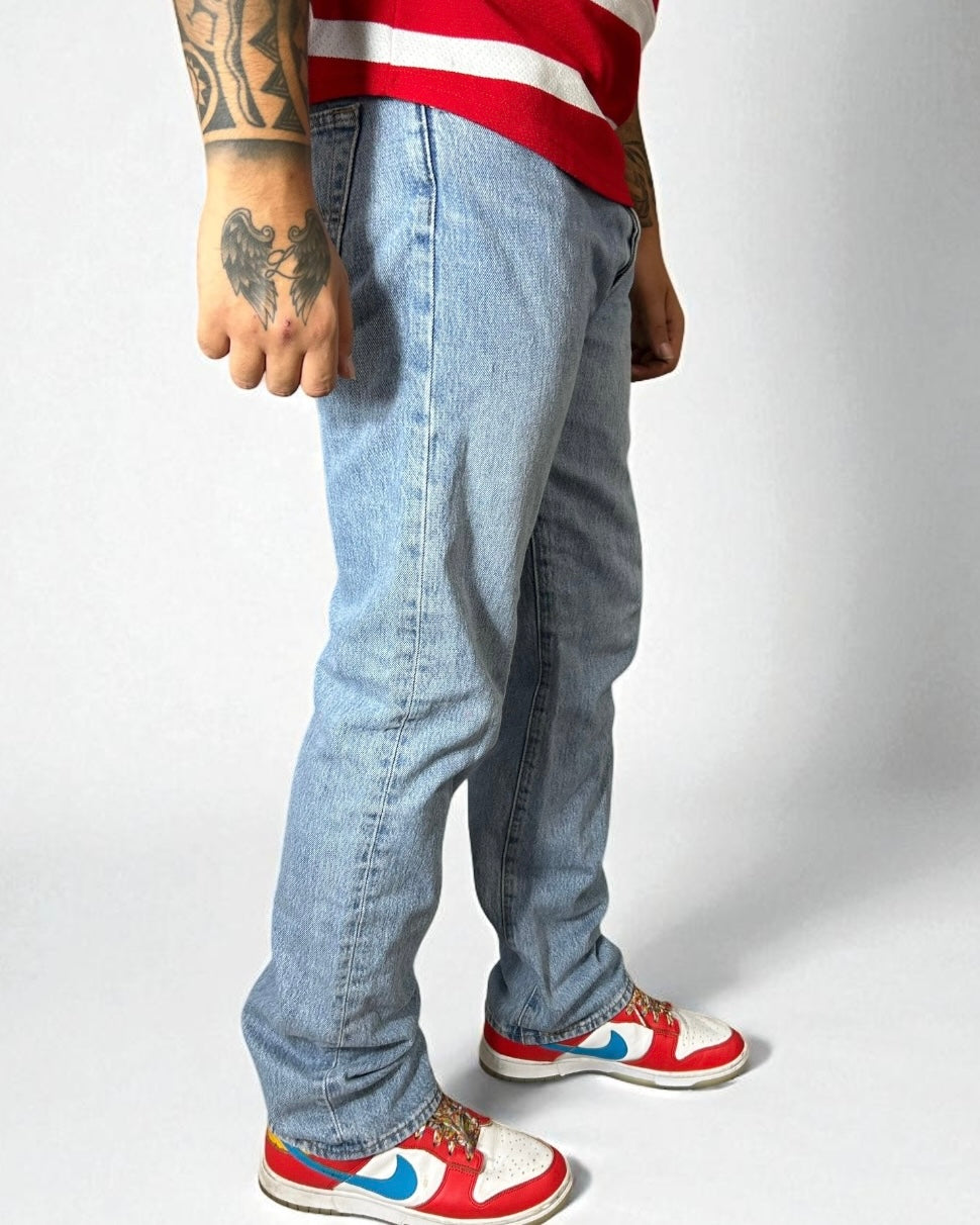Levi’s Vintage 501 – Light Wash