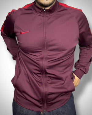 Track Jacket Vintage Nike Bordeaux – Red Line Edition