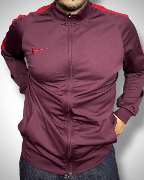 Track Jacket Vintage Nike Bordeaux – Red Line Edition